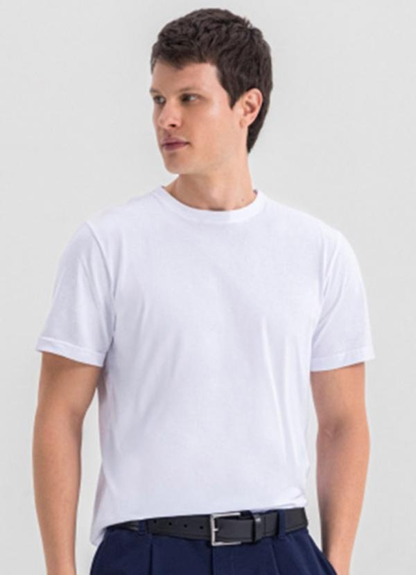 Camiseta Masculina Essencial em Malha Branco