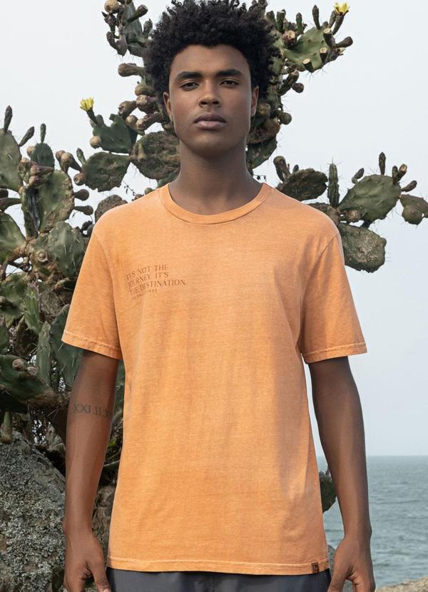 Camiseta Masculina Laranja