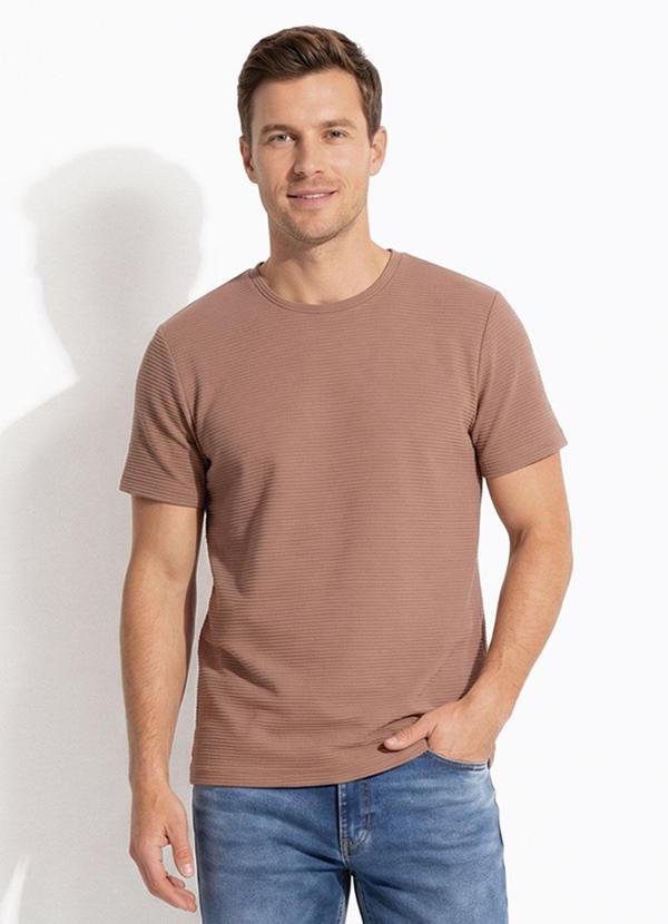 Camiseta Masculina Marrom