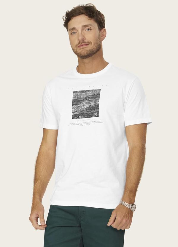 Camiseta Masculina Meia Malha com Estampa Branco