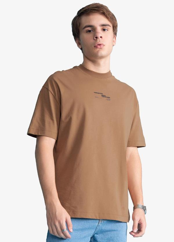 Camiseta Masculina Meia Malha com Estampa Marrom