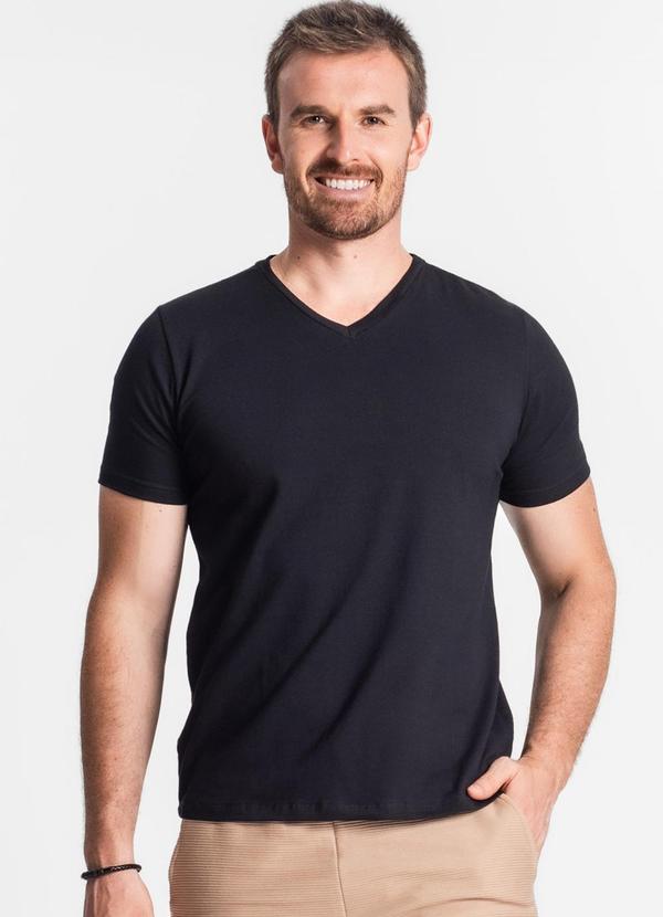 Camiseta Masculina Preto