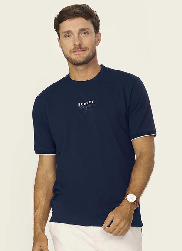 Camiseta Masculina Suedine com Estampa Azul