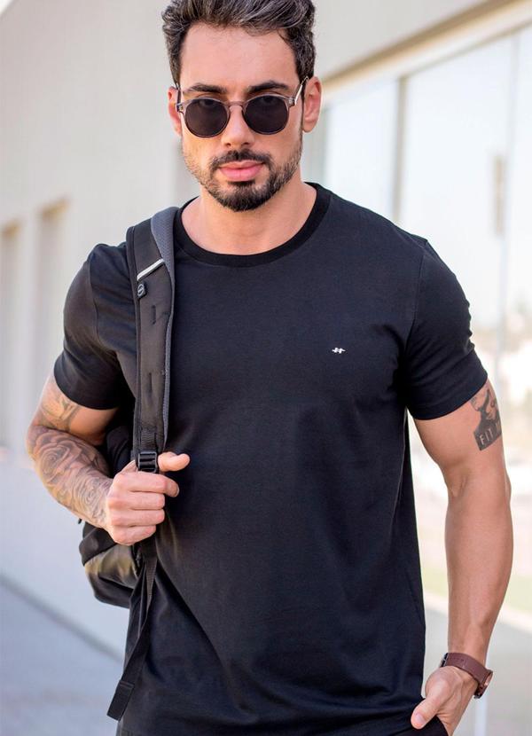 Camiseta Pima Masculina Preto