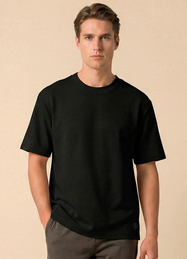 Camiseta Relaxed Preto