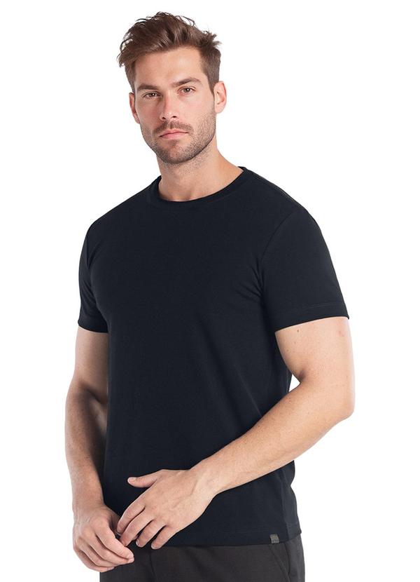 Camiseta Slim Preto