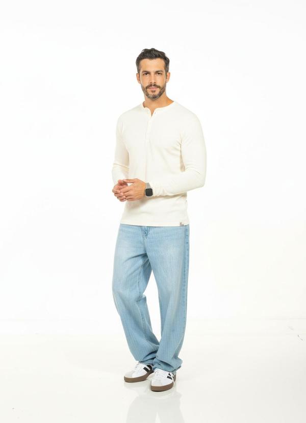 Camisa com Gola Padre Branco