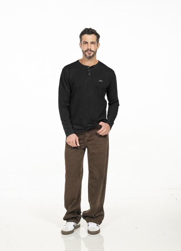 Camisa Manga Longa com Gola Padre Preto