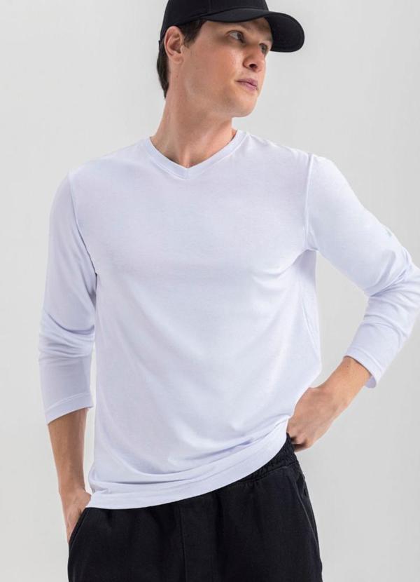 Camiseta Masculina em Malha Branco