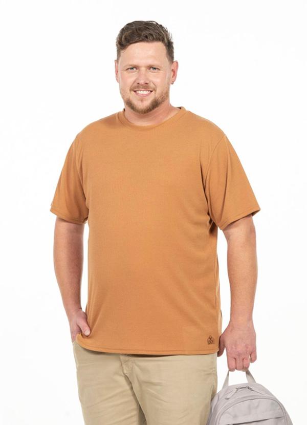 Camiseta Plus Size Masculina Bege