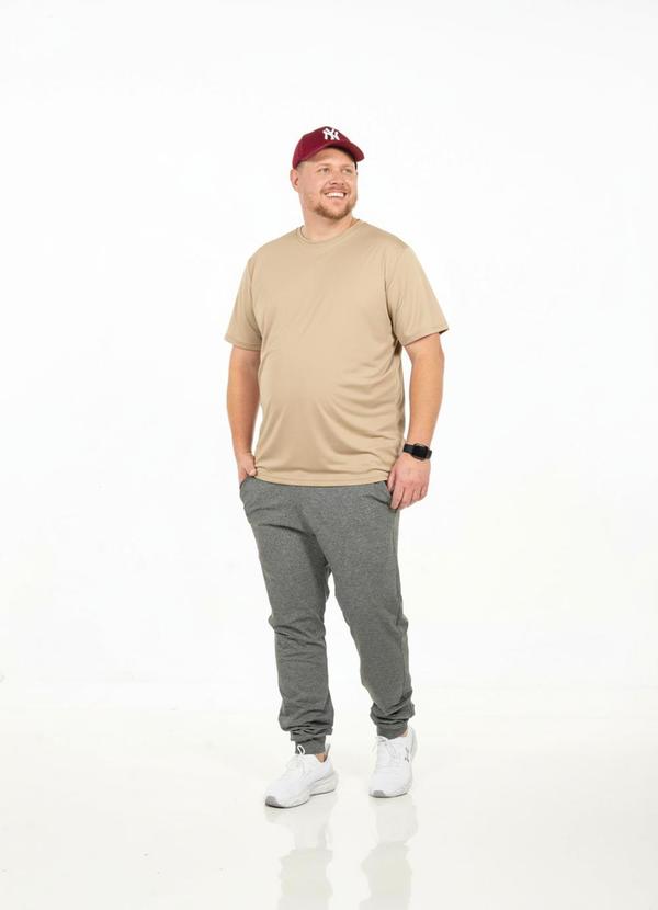 Camiseta Plus Size Masculina Bege