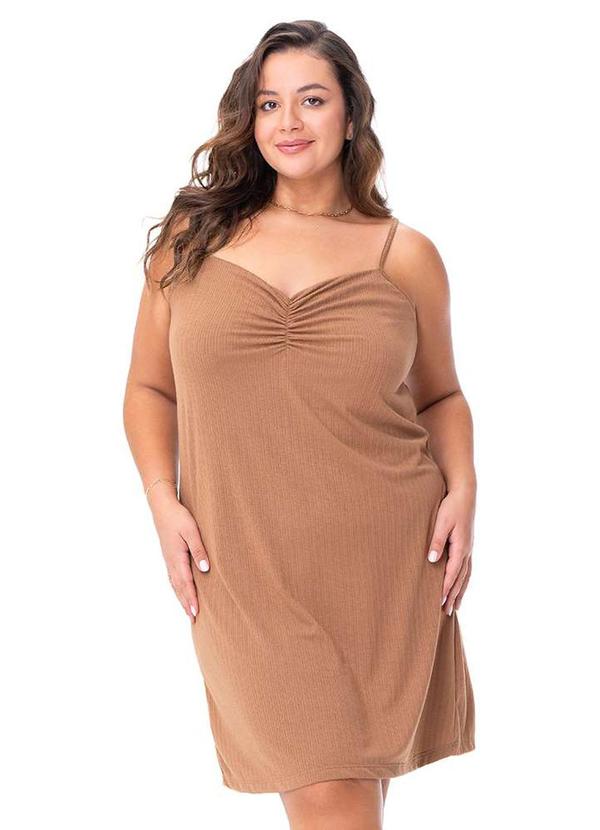 Camisola Feminina Plus de Alças Bege