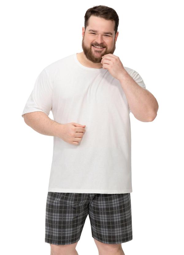 Pijama Masculino Plus Camiseta e Bermuda Cinza