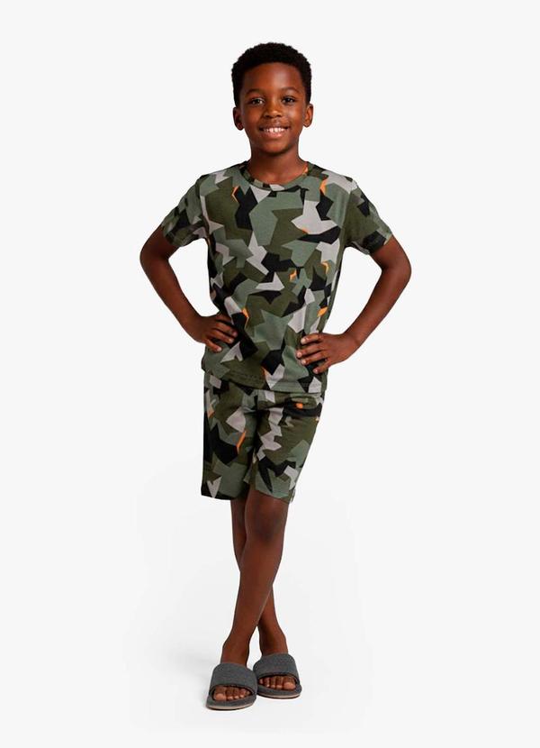 Pijama Infantil Camiseta e Bermuda Verde