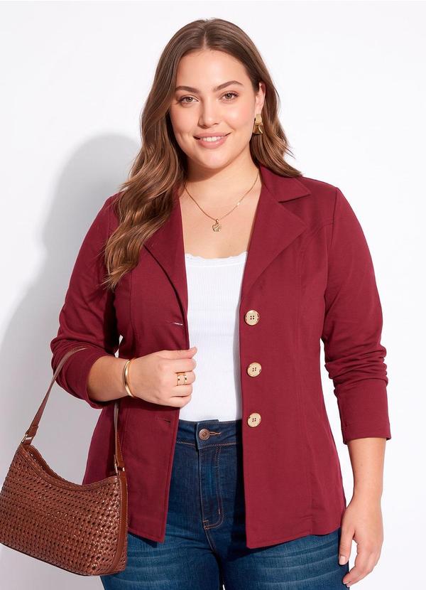 Blazer com Botões Dourados Bordô Plus Size
