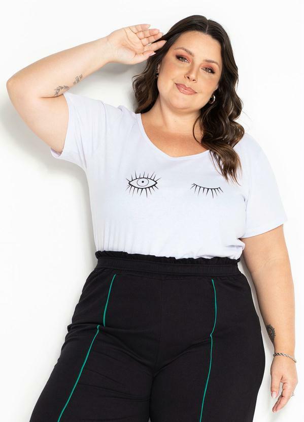Blusa Branca com Estampa Plus Size