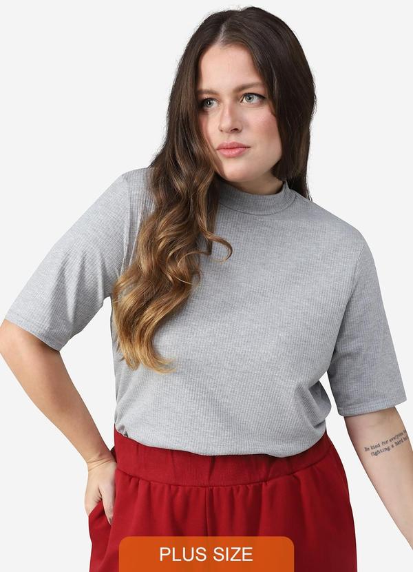 Blusa Canelada Gola Alta Plus Mescla Claro