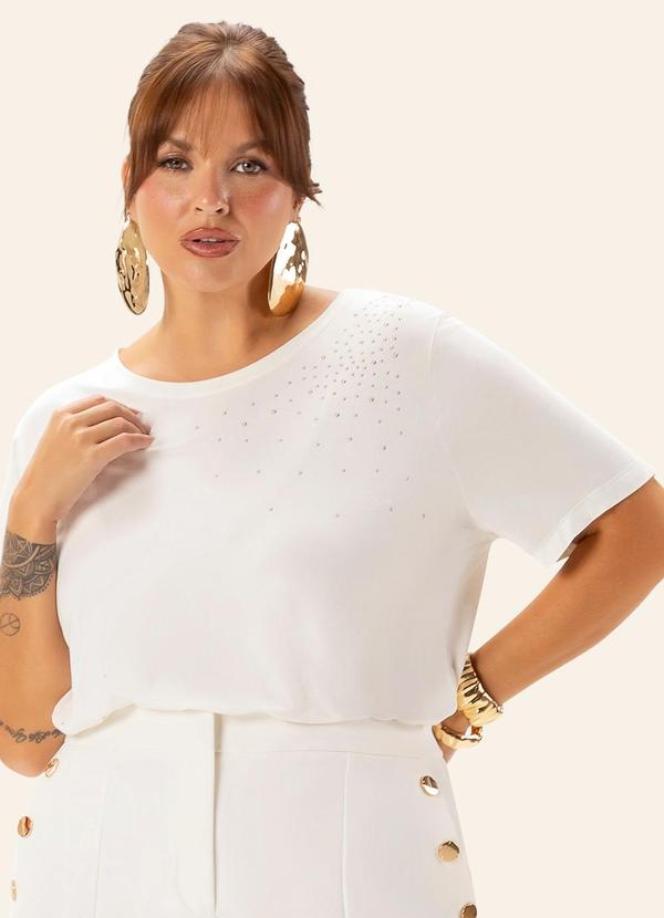 Blusa Feminina Plus Manga Curta Bege