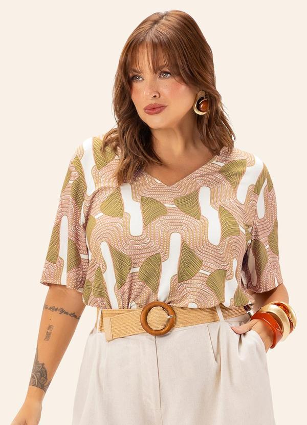 Blusa Feminina Plus Manga Curta Bege