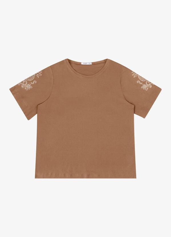 Blusa Feminina Plus Manga Curta Marrom
