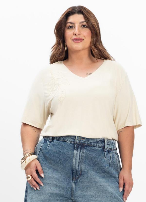 Blusa Feminina Plus Size Bege