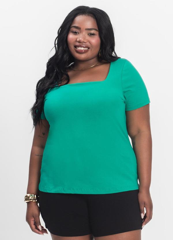 Blusa Feminina Plus Size Verde