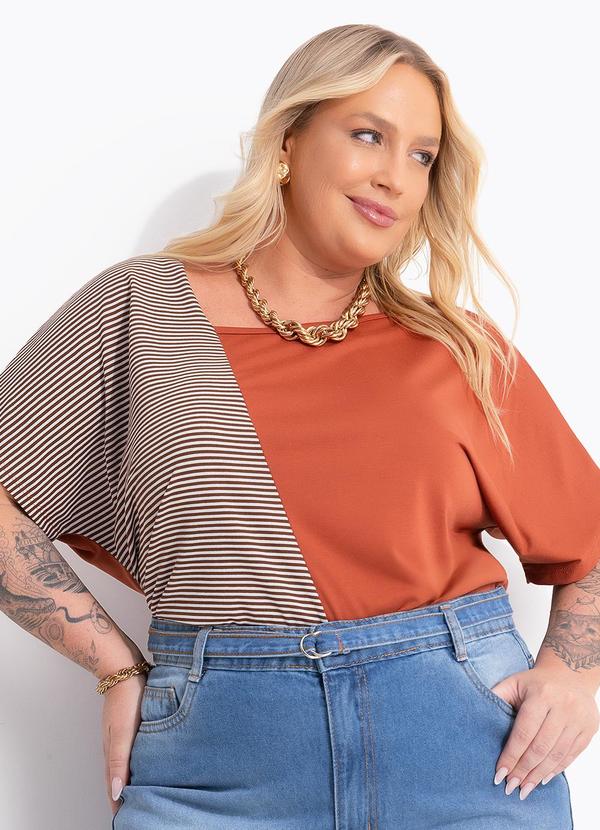Blusa Listrada Telha em Malha Leve