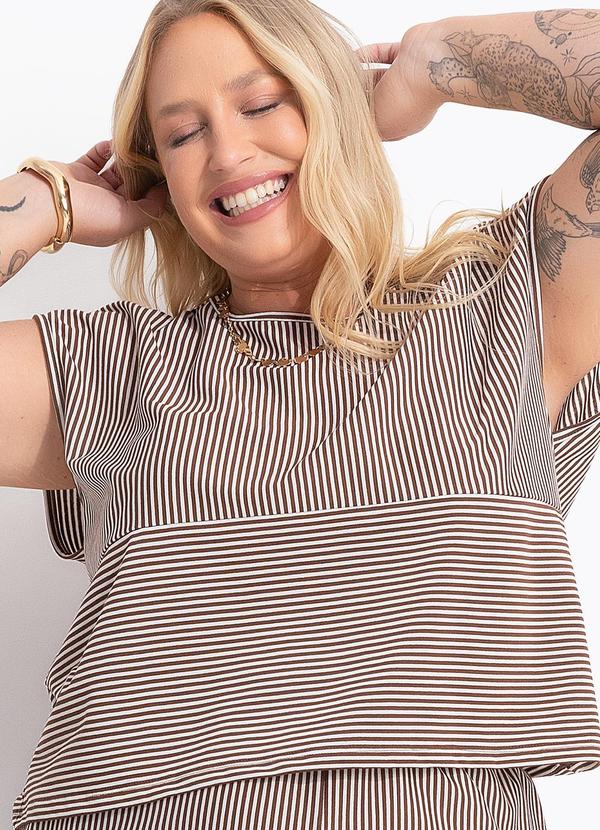 Blusa Listrado Marrom em Meia Malha