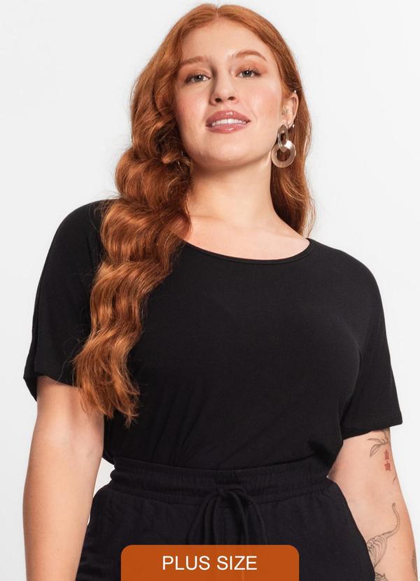 Blusa Manga Curta Feminina Plus Size Preto
