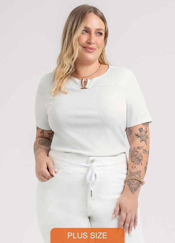 Blusa Plus Size em Canelado Branco