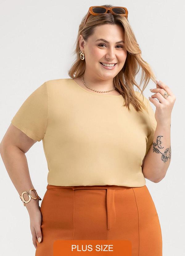 Blusa Plus Size em Misturinha Bege