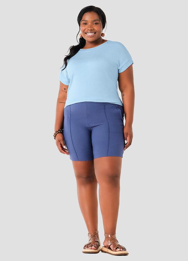 Blusa Plus Size em Viscose Trabalhada Azul