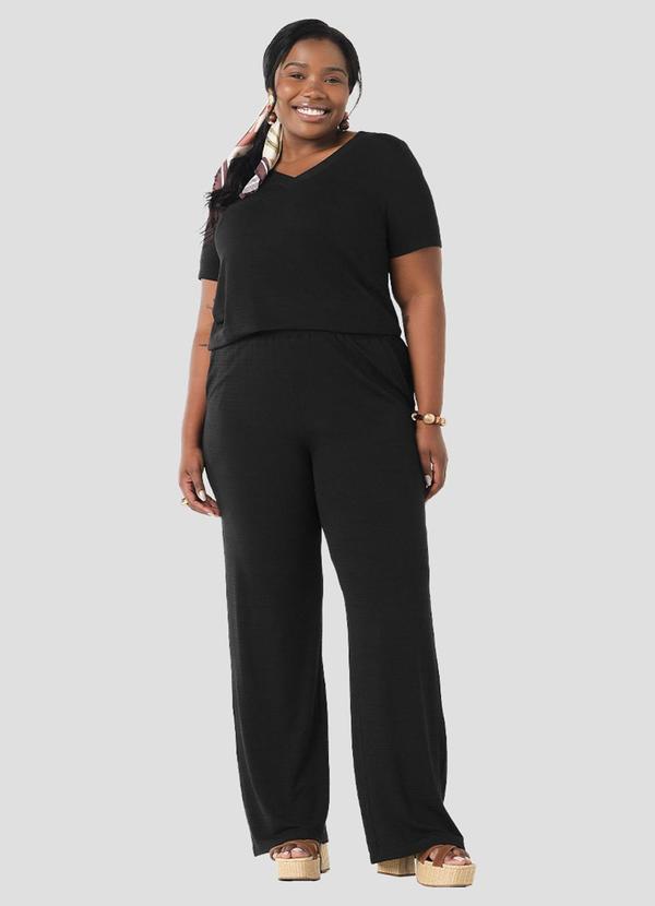 Blusa Plus Size em Viscose Trabalhada Preto