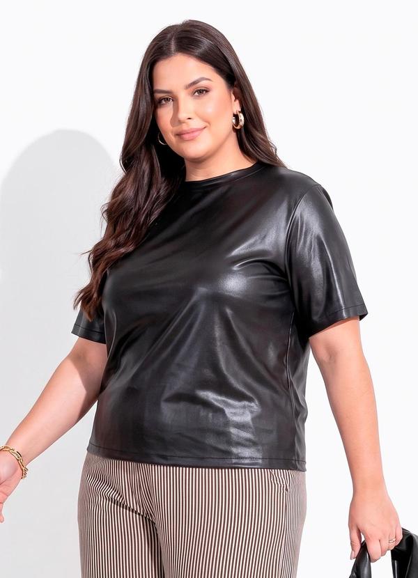 Blusa Preta em Cirrê