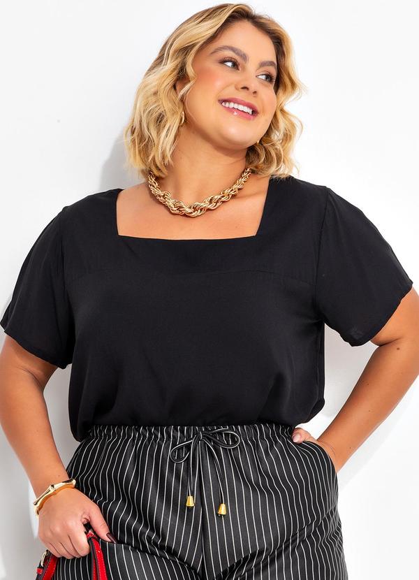 Blusa Preta em Viscose Plana