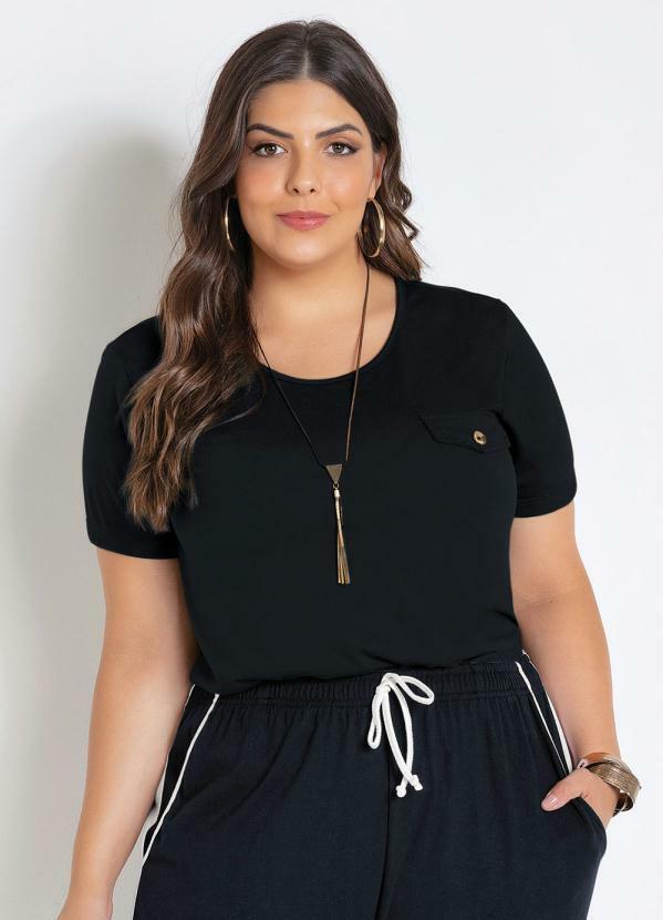 Blusa Preta Plus Size Manga Curta com Lapela