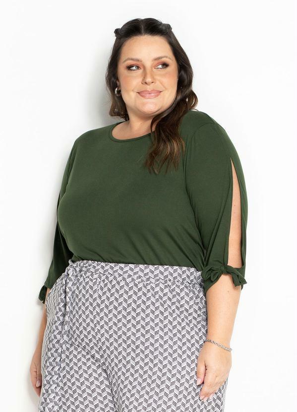 Blusa Verde com Amarração nas Mangas Plus Size