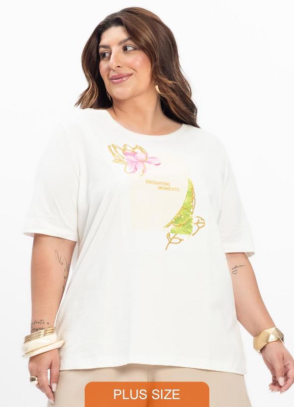 Camiseta Feminina Plus Size Bege