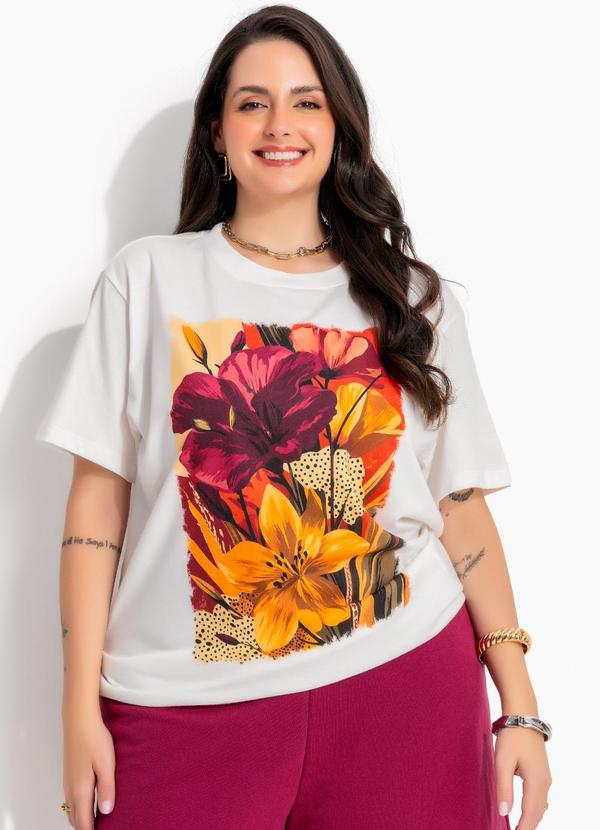 T-Shirt Off White em Algodão Penteado