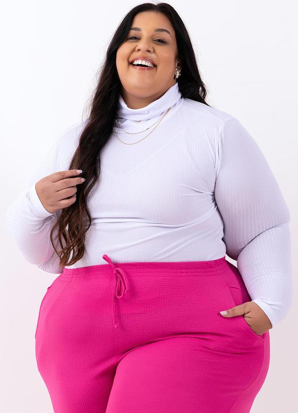 Blusa Branca em Ribana com Dedal Plus Size