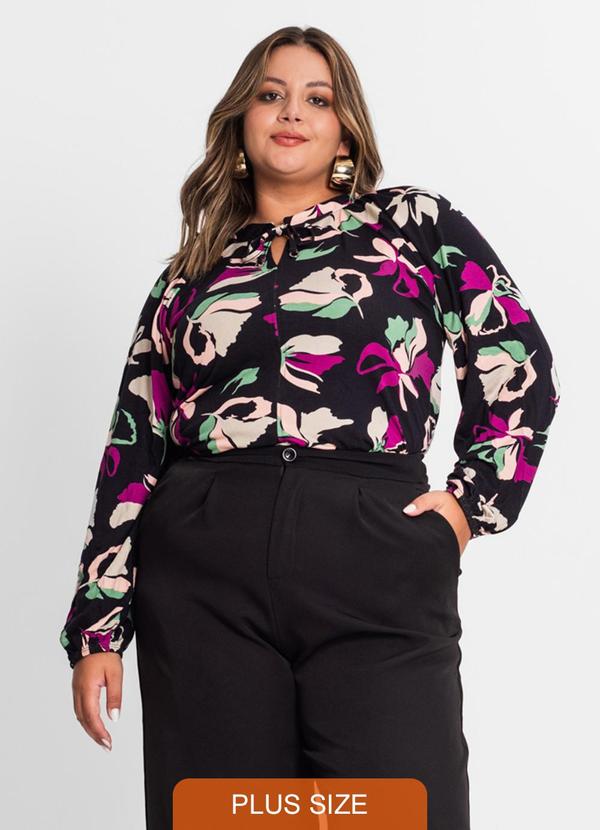 Blusa Estampada Manga Longa Plus Size Preto