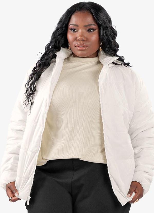 Blusa Manga Longa Plus Size Bege
