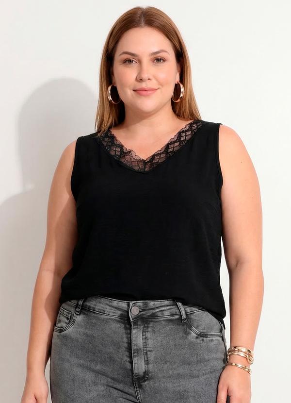 Blusa Preta em Tecido Leve
