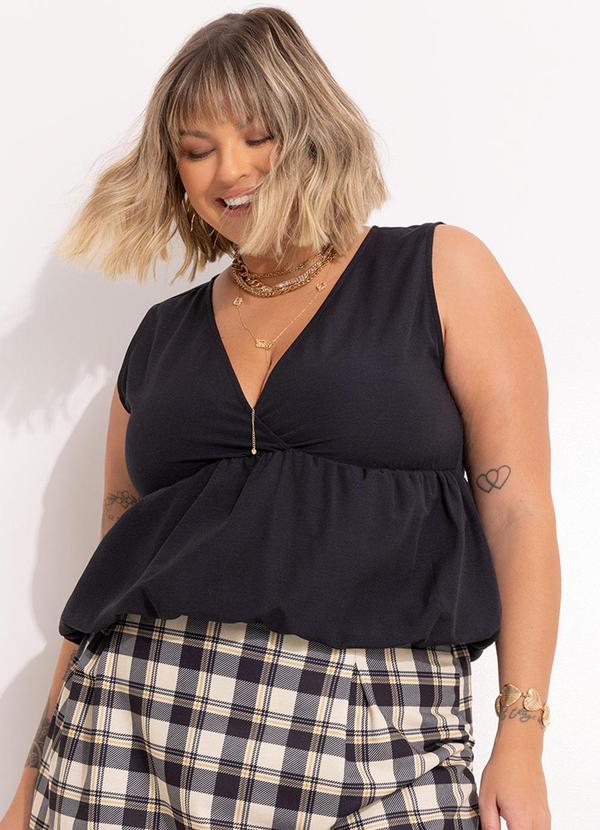 Blusa Preta em Tricoline