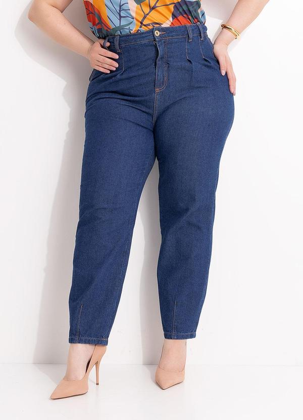Calça em Jeans Escuro Mom