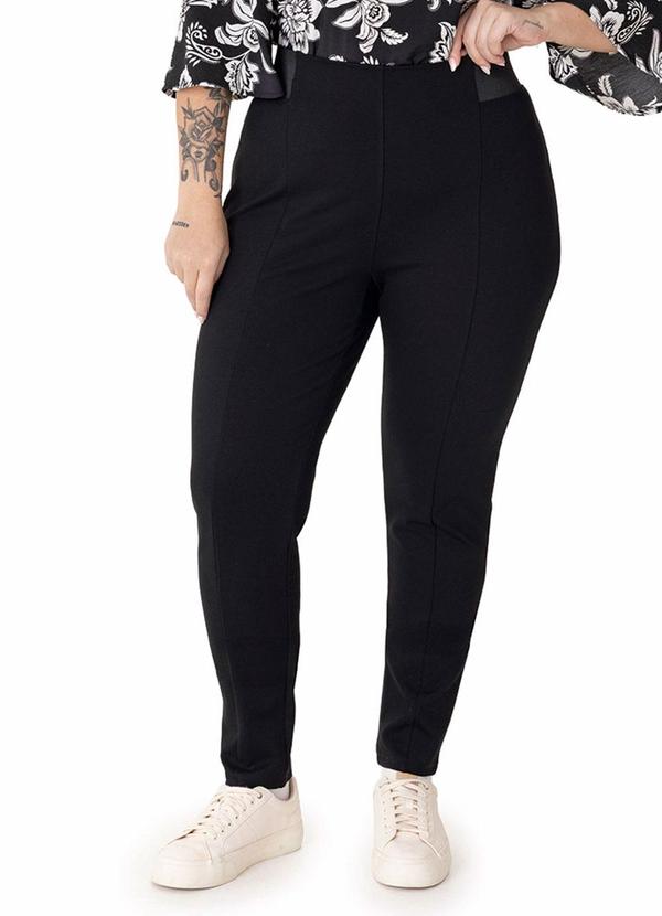 Calça Legging com Recorte Plus Preto