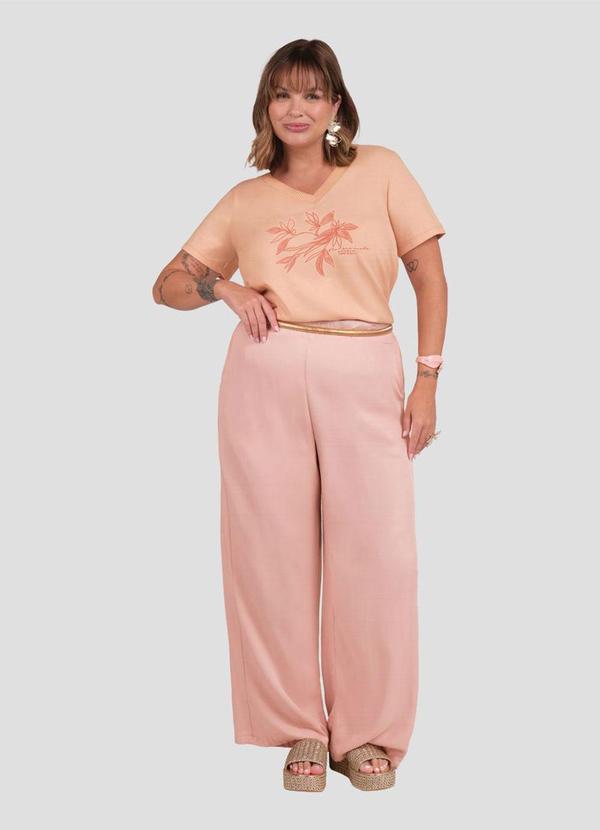 Calça Plus Size Pantalona em Viscose Rosa