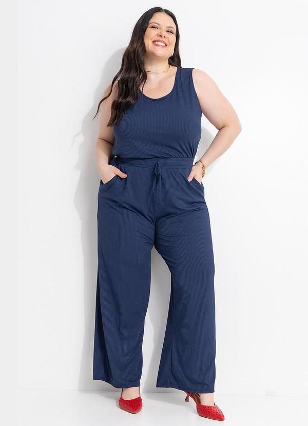 Conjunto Azul Marinho em Malha Canelada