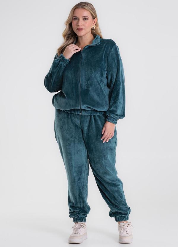 Conjunto Jaqueta com Calça em Plush Verde
