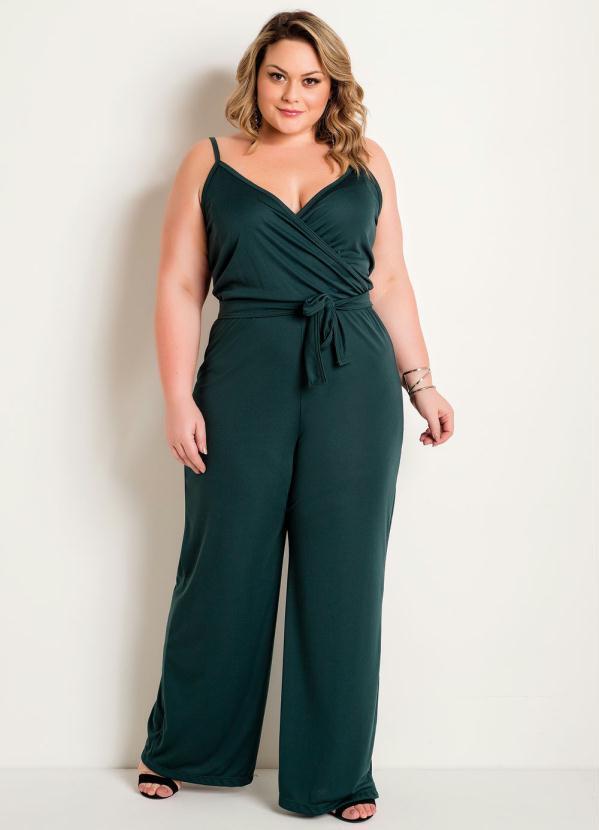 Macacão com Alças e Amarração Verde Plus Size